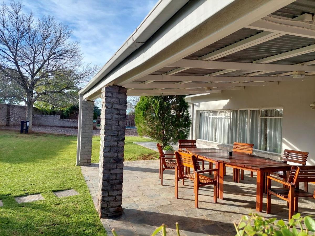 Aloes Guest House 62 On Meintjies Middelburg  Ngoại thất bức ảnh