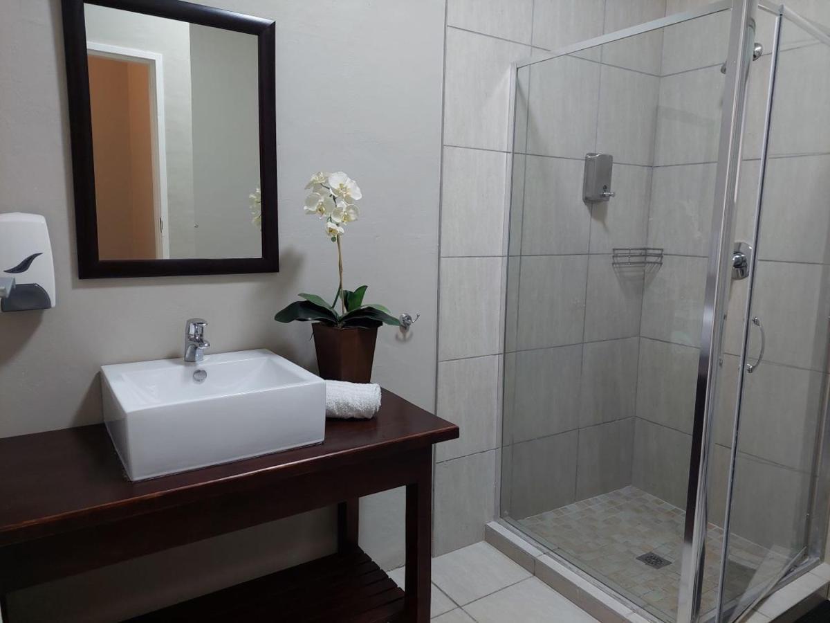 Aloes Guest House 62 On Meintjies Middelburg  Ngoại thất bức ảnh
